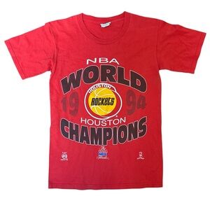 Nutmeg Vintage Houston Rockets Red World Champions 1994 Graphic Tee Size: Medium